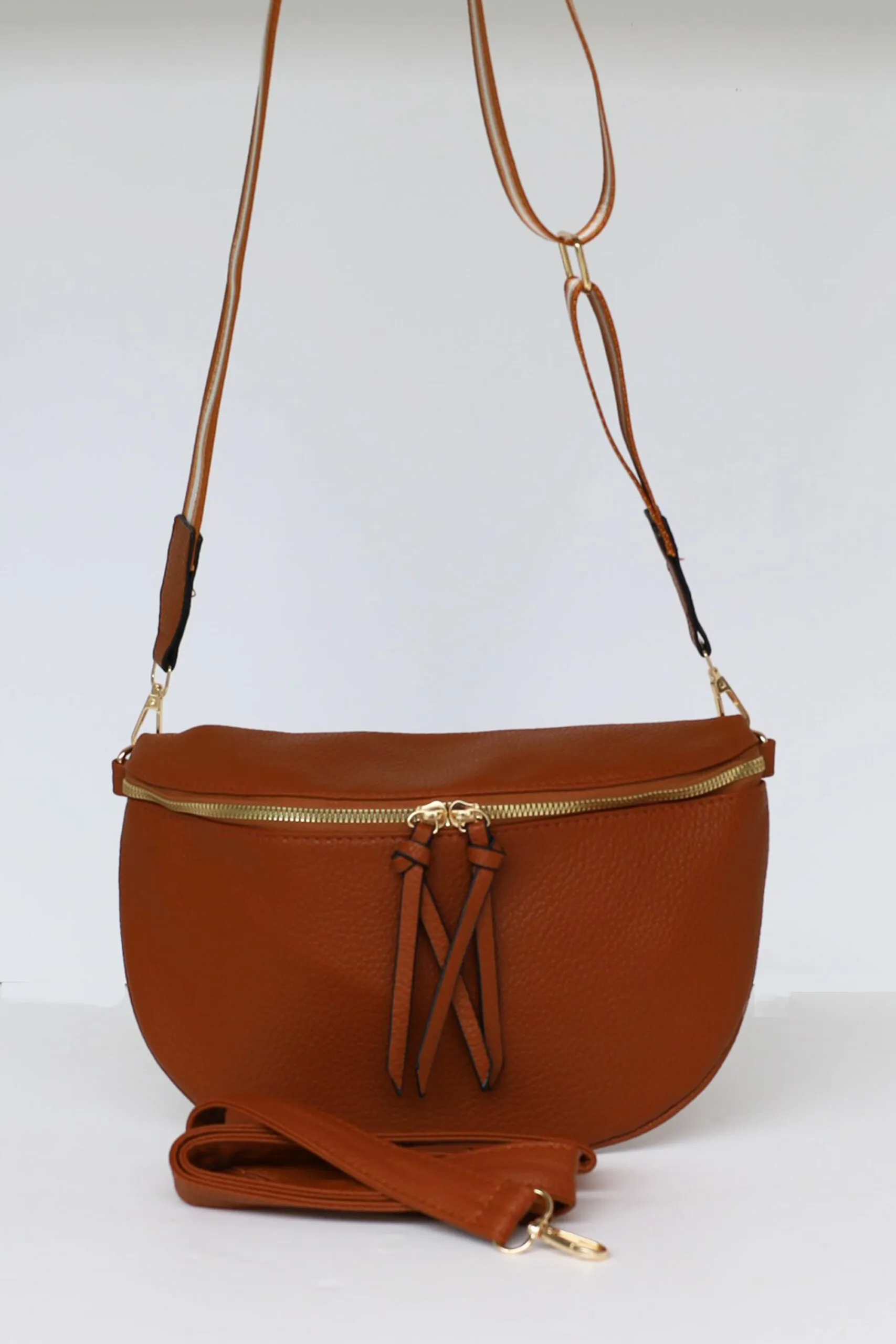 Archer House Cross Body Zip Bag - Tan