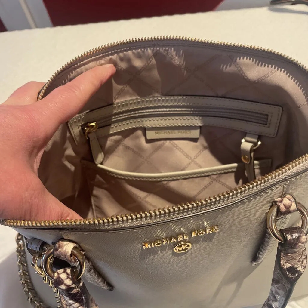 Like New! Michael Kors Hudson Dome Satchel Sand Handbag w/ Dust Bag