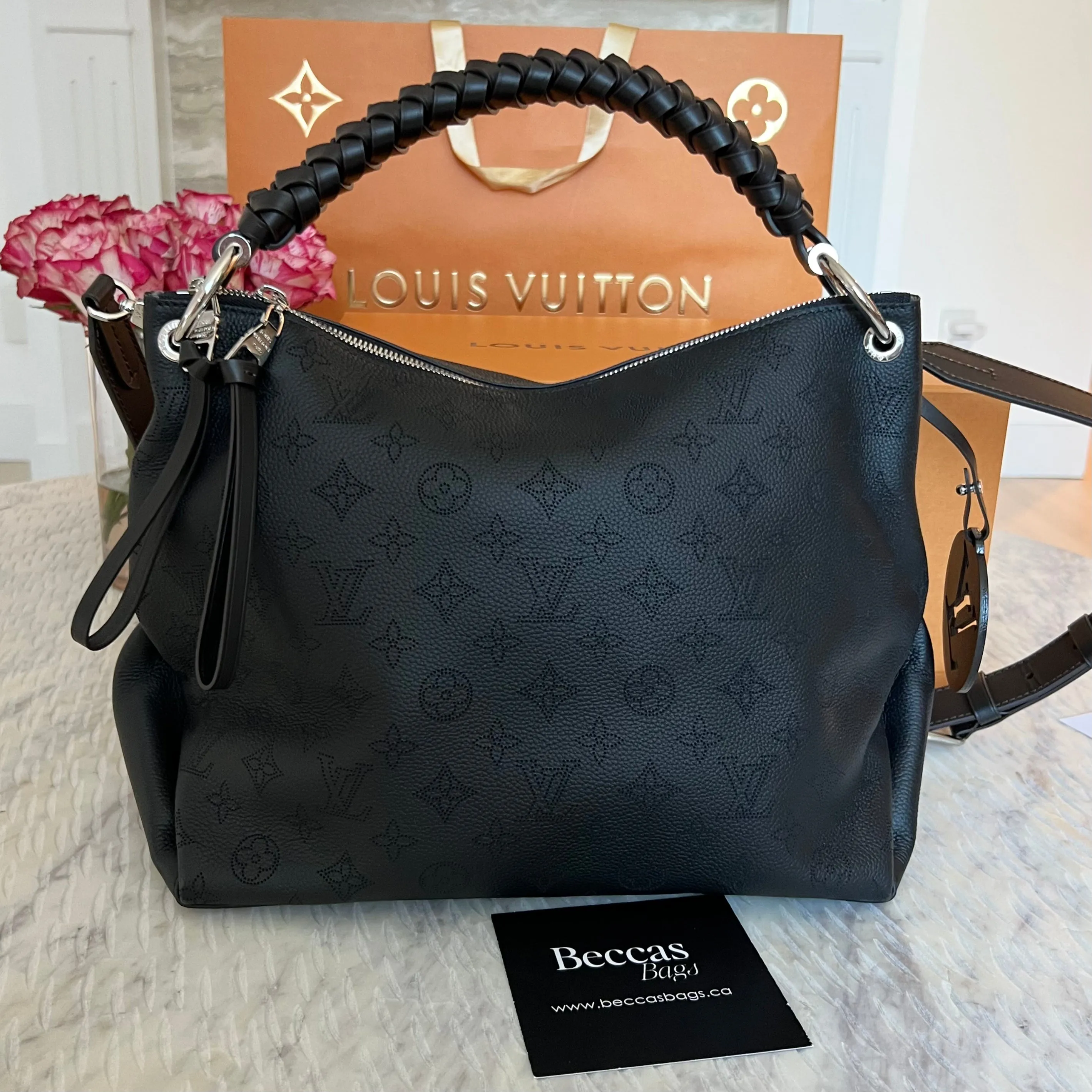 Louis Vuitton Hobo MM bag