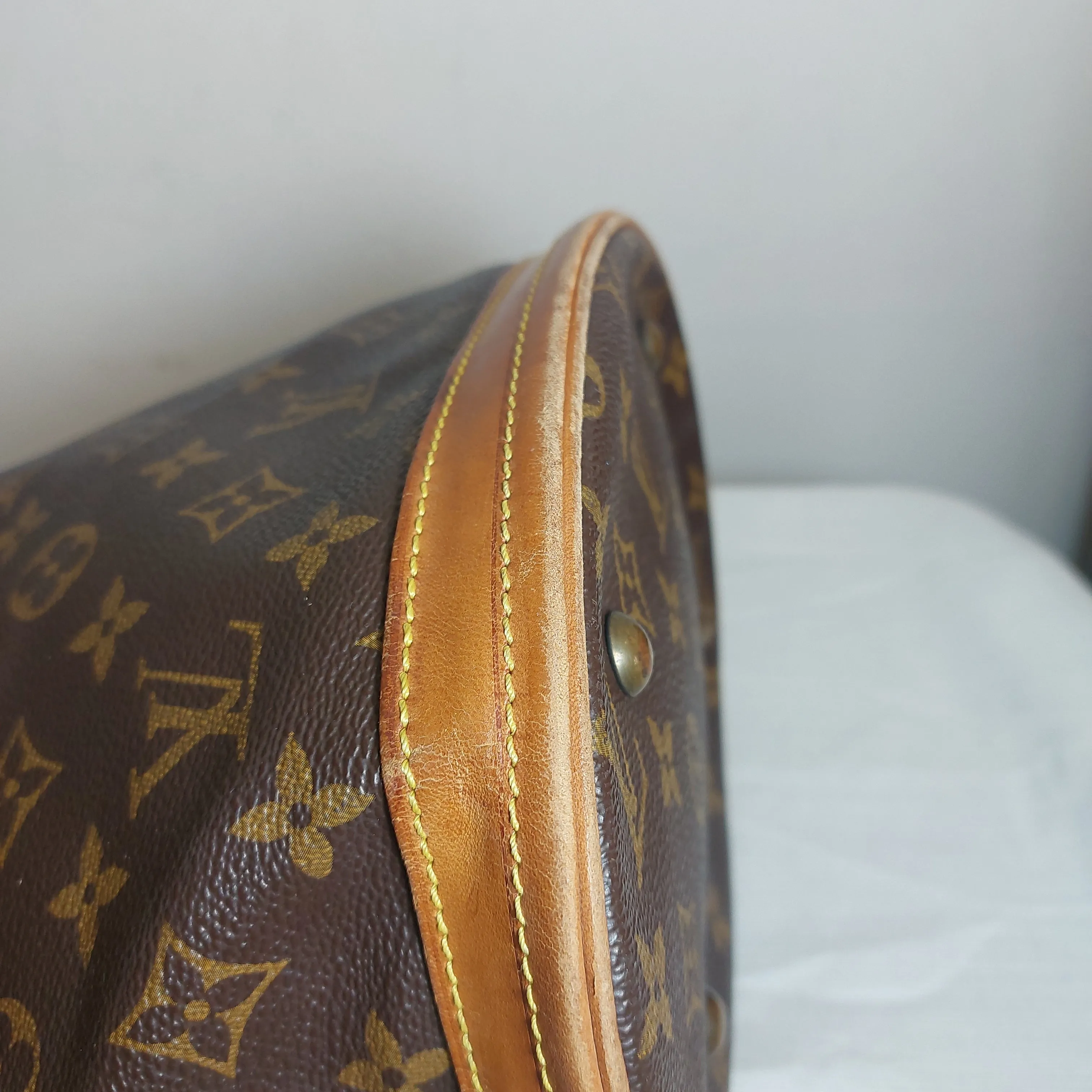 Louis Vuitton Monogram Canvas Petit Bucket Bag | Pre Loved |