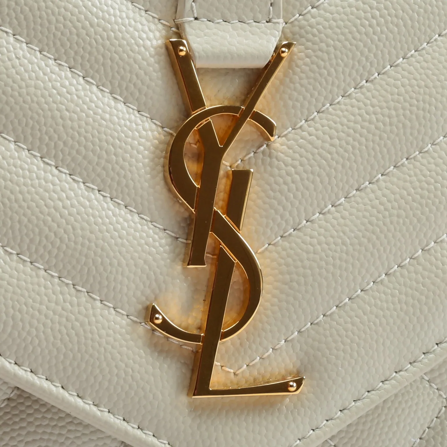 SAINT LAURENT Tri-Quilt Monogram Envelope Wallet On Chain - Ivory