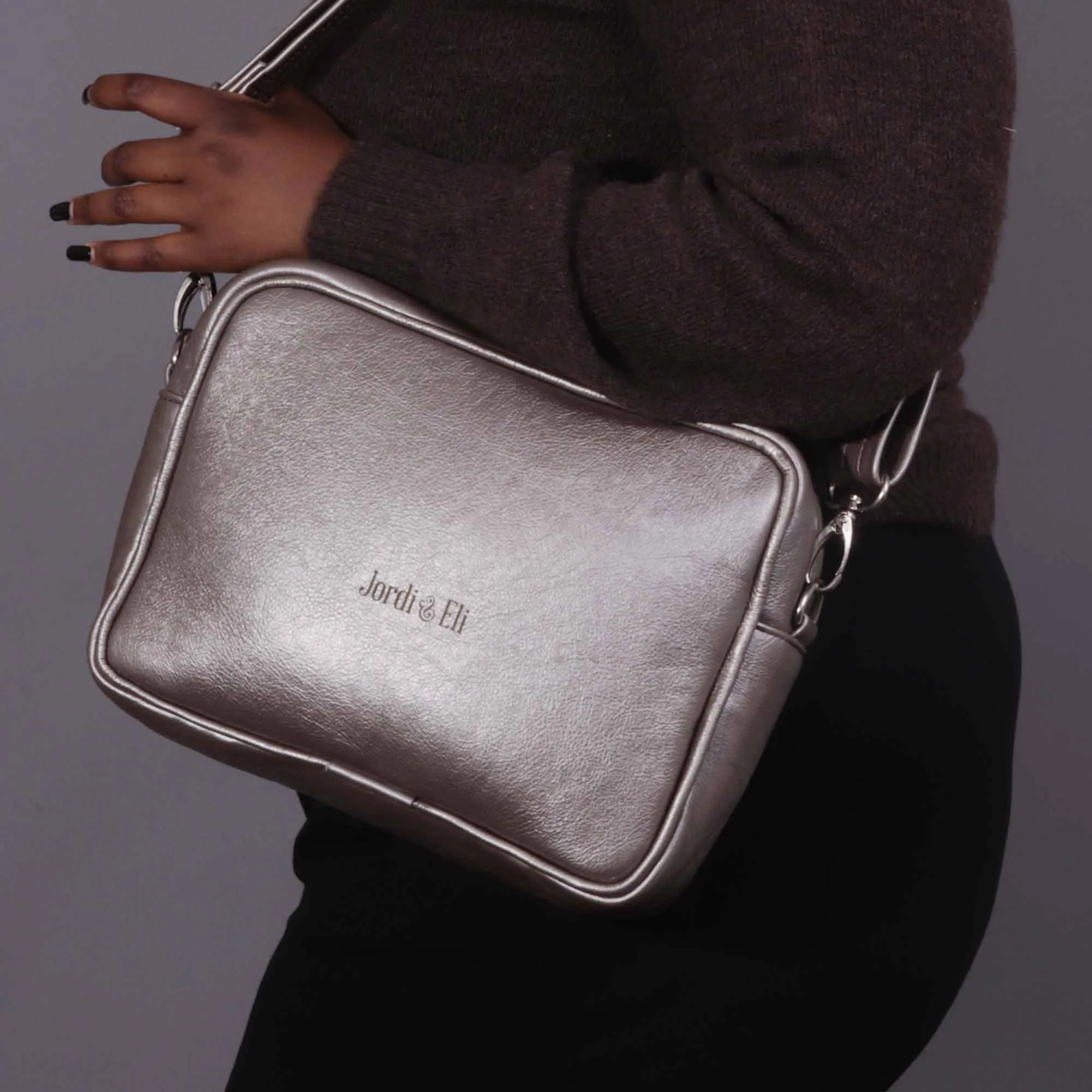 Sling Handbag in Pewter - 202-751-980