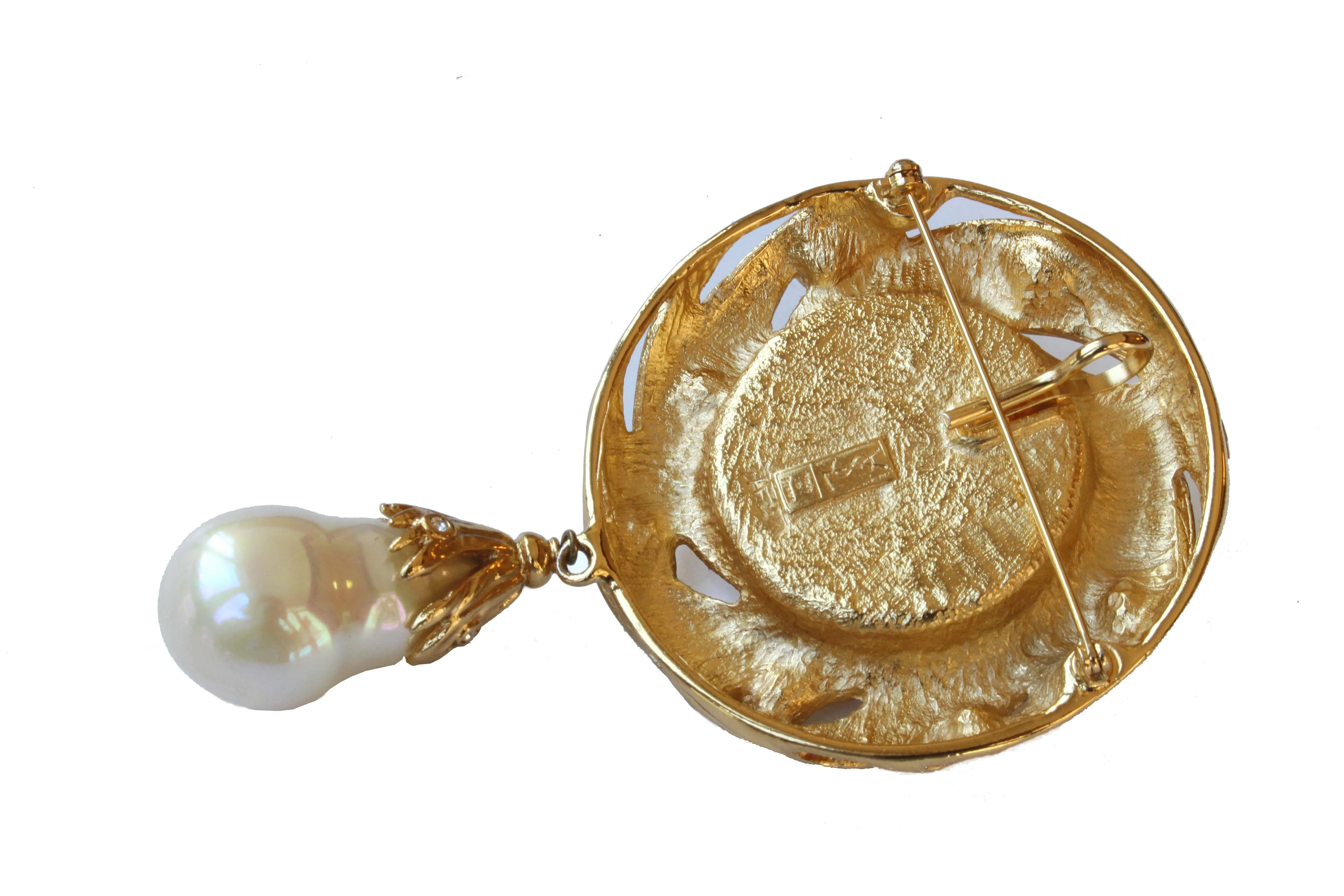 YVES SAINT LAURENT large dangling pearl brooch pendant